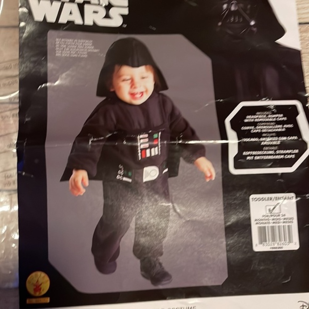 Disney Star Wars Darth Vader costume 24 months - Picture 9 of 16